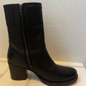 Frye Black Leather Boots- Jean Short Inside Zip- Size 10